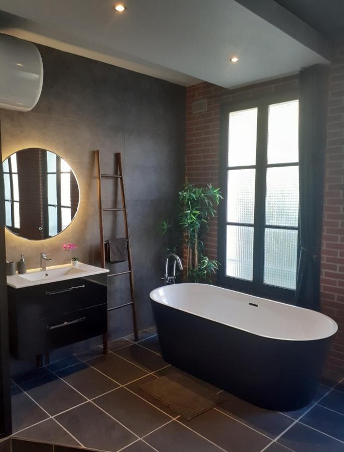 Le Studio Loft Ancy-le-Franc Екстериор снимка