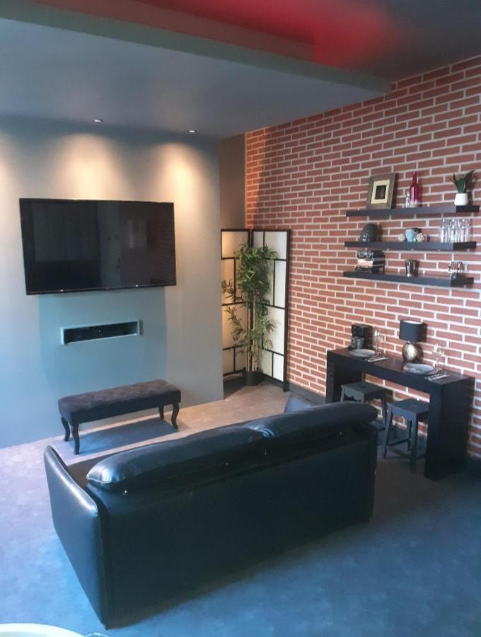 Le Studio Loft Ancy-le-Franc Екстериор снимка